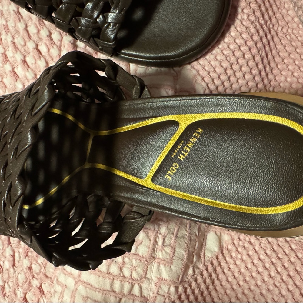 Kenneth Cole Dark Brown Woven Sandals - Picture 7 of 7